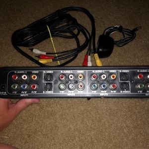 4 - way automatic  component switcher